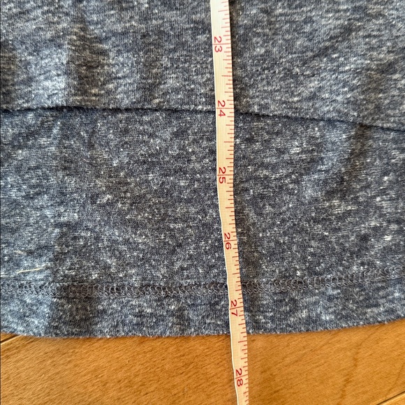 Toronto Blue Jays muscle shirt. - Picture 8 of 8